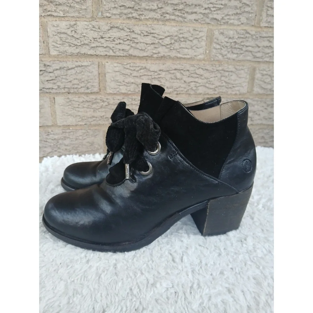 Casta Women's Black Leather Seude Block Heel Booties Sz 37 US 6.5 Witchy Goth